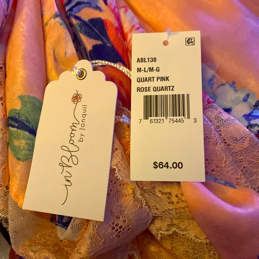 Anabella Floral Wrap Robe - Picture 2 of 3